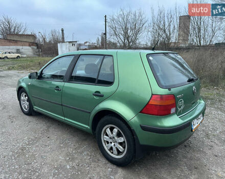 Зелений Фольксваген Гольф, об'ємом двигуна 1.6 л та пробігом 290 тис. км за 2900 $, фото 15 на Automoto.ua