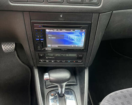 Зеленый Фольксваген Гольф, объемом двигателя 1.6 л и пробегом 221 тыс. км за 5200 $, фото 34 на Automoto.ua