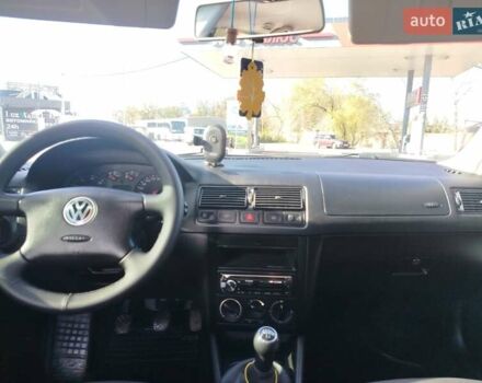 Фольксваген Гольф 2000 в Коломые на Automoto.ua Зеленый Фольксваген Гольф, объемом двигателя 1.6 л и пробегом 307 тыс. км за 4200 $, фото 20 на Automoto.ua