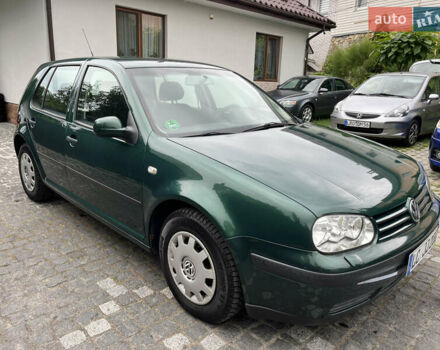 Зеленый Фольксваген Гольф, объемом двигателя 1.6 л и пробегом 221 тыс. км за 5200 $, фото 3 на Automoto.ua