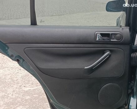 Зеленый Фольксваген Гольф, объемом двигателя 1.6 л и пробегом 170 тыс. км за 4990 $, фото 32 на Automoto.ua