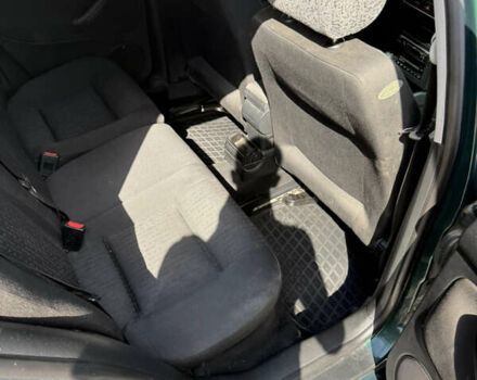 Зелений Фольксваген Гольф, об'ємом двигуна 1.6 л та пробігом 252 тис. км за 3600 $, фото 25 на Automoto.ua