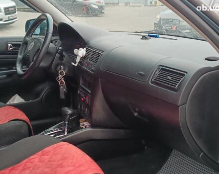 Зеленый Фольксваген Гольф, объемом двигателя 1.6 л и пробегом 170 тыс. км за 4990 $, фото 26 на Automoto.ua