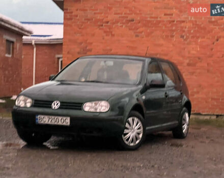 Зеленый Фольксваген Гольф, объемом двигателя 1.39 л и пробегом 210 тыс. км за 2650 $, фото 5 на Automoto.ua