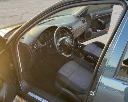 Зеленый Фольксваген Гольф, объемом двигателя 1.6 л и пробегом 250 тыс. км за 4200 $, фото 13 на Automoto.ua