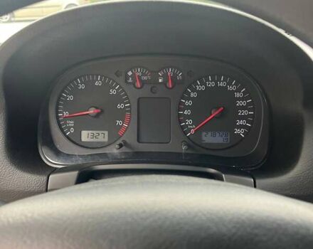 Зеленый Фольксваген Гольф, объемом двигателя 1.6 л и пробегом 218 тыс. км за 4150 $, фото 10 на Automoto.ua