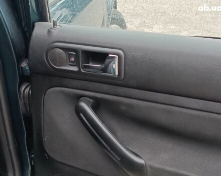 Зеленый Фольксваген Гольф, объемом двигателя 1.6 л и пробегом 170 тыс. км за 4990 $, фото 29 на Automoto.ua