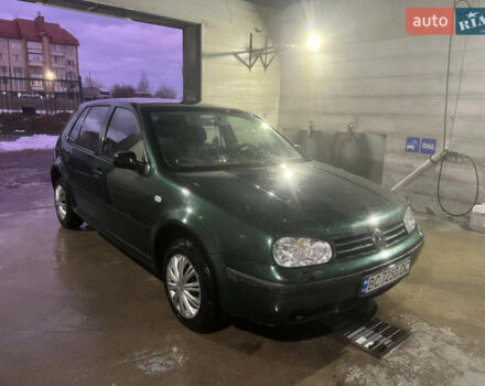 Зеленый Фольксваген Гольф, объемом двигателя 1.39 л и пробегом 210 тыс. км за 2650 $, фото 12 на Automoto.ua