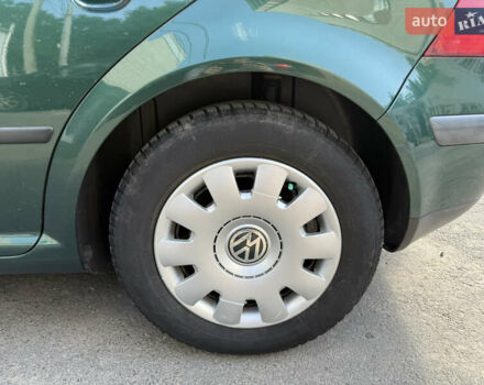 Зелений Фольксваген Гольф, об'ємом двигуна 1.6 л та пробігом 252 тис. км за 3600 $, фото 12 на Automoto.ua
