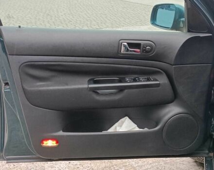 Зеленый Фольксваген Гольф, объемом двигателя 1.6 л и пробегом 170 тыс. км за 4990 $, фото 15 на Automoto.ua