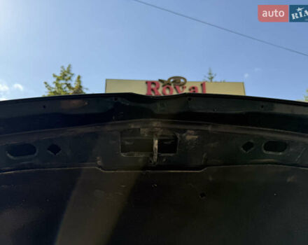 Зелений Фольксваген Гольф, об'ємом двигуна 1.6 л та пробігом 252 тис. км за 3600 $, фото 35 на Automoto.ua