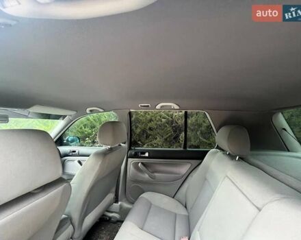 Зеленый Фольксваген Гольф, объемом двигателя 1.6 л и пробегом 218 тыс. км за 4150 $, фото 7 на Automoto.ua