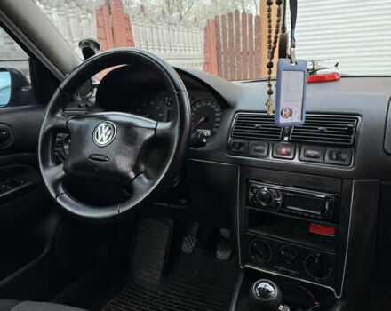 Зеленый Фольксваген Гольф, объемом двигателя 1.6 л и пробегом 238 тыс. км за 3750 $, фото 8 на Automoto.ua