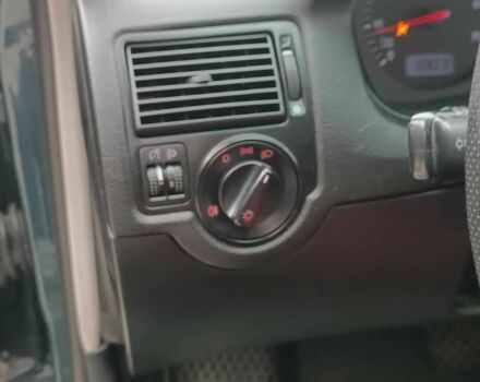 Зеленый Фольксваген Гольф, объемом двигателя 1.6 л и пробегом 170 тыс. км за 4990 $, фото 17 на Automoto.ua