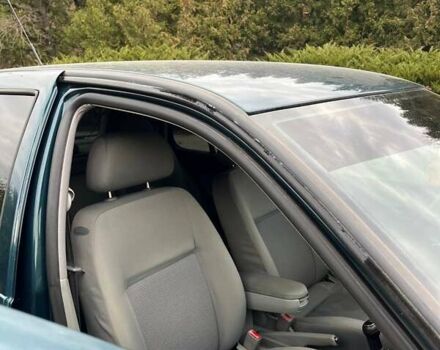 Зеленый Фольксваген Гольф, объемом двигателя 1.6 л и пробегом 218 тыс. км за 4150 $, фото 14 на Automoto.ua