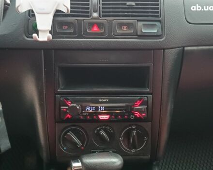 Зеленый Фольксваген Гольф, объемом двигателя 1.6 л и пробегом 170 тыс. км за 4990 $, фото 20 на Automoto.ua