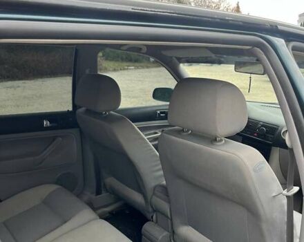 Зеленый Фольксваген Гольф, объемом двигателя 1.6 л и пробегом 218 тыс. км за 4150 $, фото 1 на Automoto.ua