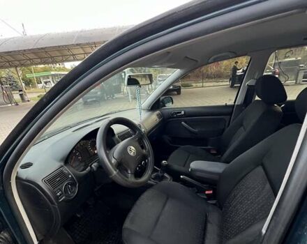 Зеленый Фольксваген Гольф, объемом двигателя 1.6 л и пробегом 298 тыс. км за 4799 $, фото 5 на Automoto.ua