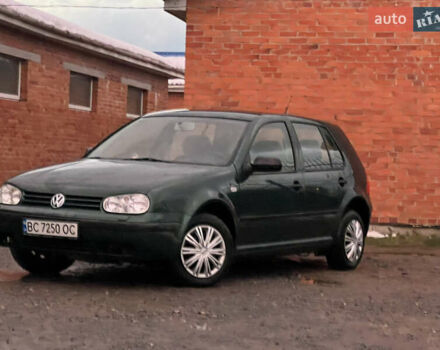 Зеленый Фольксваген Гольф, объемом двигателя 1.39 л и пробегом 210 тыс. км за 2650 $, фото 6 на Automoto.ua