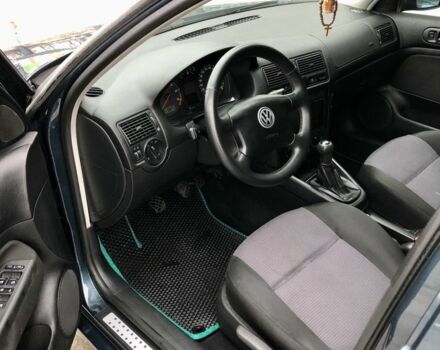 Зеленый Фольксваген Гольф, объемом двигателя 1.6 л и пробегом 251 тыс. км за 4350 $, фото 7 на Automoto.ua