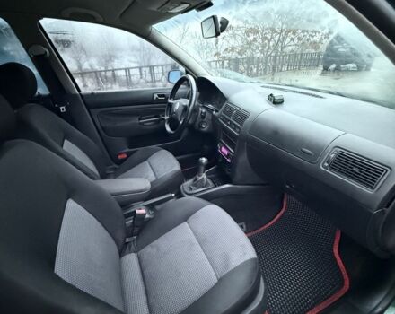 Зеленый Фольксваген Гольф, объемом двигателя 2 л и пробегом 190 тыс. км за 3499 $, фото 9 на Automoto.ua