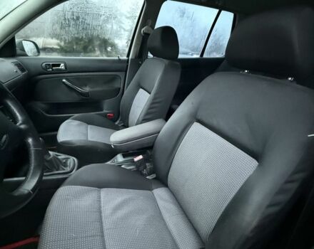 Зеленый Фольксваген Гольф, объемом двигателя 2 л и пробегом 190 тыс. км за 3499 $, фото 8 на Automoto.ua