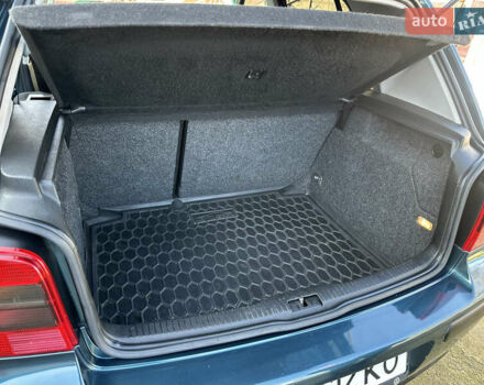 Зеленый Фольксваген Гольф, объемом двигателя 1.6 л и пробегом 204 тыс. км за 4800 $, фото 13 на Automoto.ua