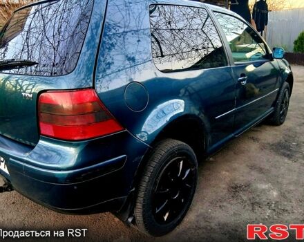 Зеленый Фольксваген Гольф, объемом двигателя 1.9 л и пробегом 239 тыс. км за 3500 $, фото 1 на Automoto.ua