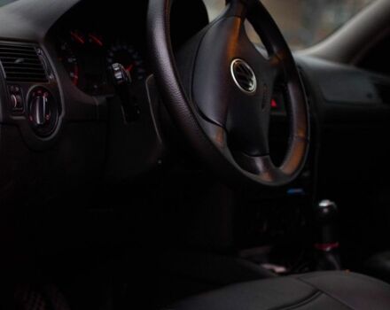 Зеленый Фольксваген Гольф, объемом двигателя 2 л и пробегом 250 тыс. км за 3950 $, фото 6 на Automoto.ua