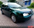 Зеленый Фольксваген Гольф, объемом двигателя 1.6 л и пробегом 300 тыс. км за 3999 $, фото 1 на Automoto.ua
