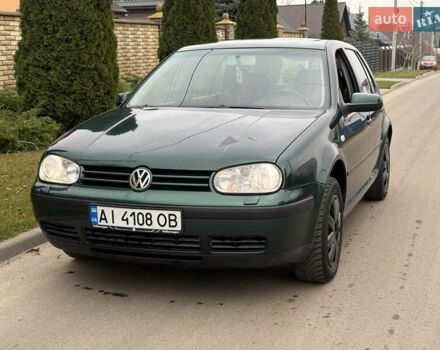 Зеленый Фольксваген Гольф, объемом двигателя 1.39 л и пробегом 248 тыс. км за 2999 $, фото 1 на Automoto.ua