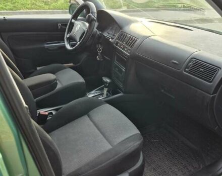 Зеленый Фольксваген Гольф, объемом двигателя 1.98 л и пробегом 315 тыс. км за 4600 $, фото 3 на Automoto.ua