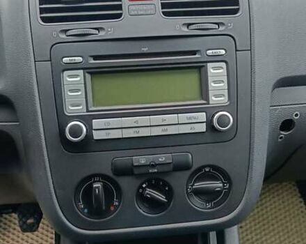 Зеленый Фольксваген Гольф, объемом двигателя 1.6 л и пробегом 232 тыс. км за 5700 $, фото 15 на Automoto.ua