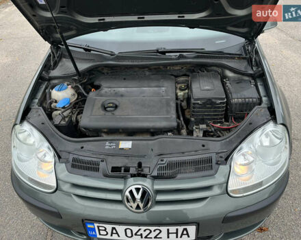 Фольксваген Гольф 2004 у Кропивницькому (Кіровограді) на Automoto.ua Зелений Фольксваген Гольф, об'ємом двигуна 1.4 л та пробігом 238 тис. км за 5999 $, фото 13 на Automoto.ua