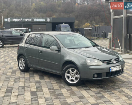 Зеленый Фольксваген Гольф, объемом двигателя 1.9 л и пробегом 304 тыс. км за 4450 $, фото 3 на Automoto.ua