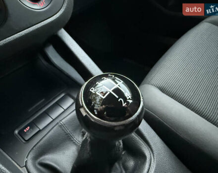 Зеленый Фольксваген Гольф, объемом двигателя 1.4 л и пробегом 274 тыс. км за 4700 $, фото 28 на Automoto.ua