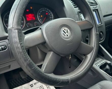 Зеленый Фольксваген Гольф, объемом двигателя 1.6 л и пробегом 299 тыс. км за 4900 $, фото 6 на Automoto.ua