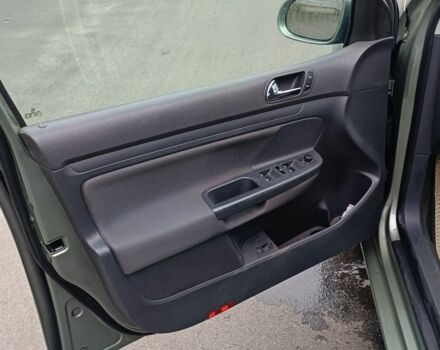 Зеленый Фольксваген Гольф, объемом двигателя 1.6 л и пробегом 232 тыс. км за 5700 $, фото 10 на Automoto.ua