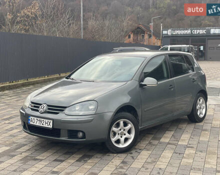 Зеленый Фольксваген Гольф, объемом двигателя 1.9 л и пробегом 304 тыс. км за 4450 $, фото 1 на Automoto.ua