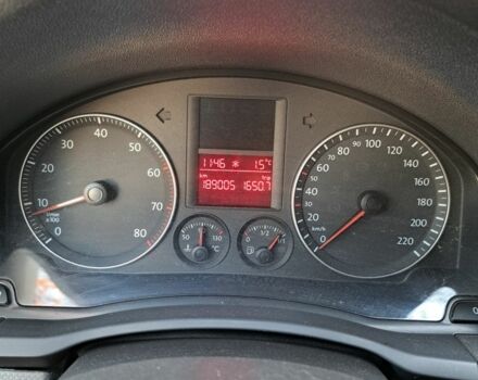 Зелений Фольксваген Гольф, об'ємом двигуна 1.4 л та пробігом 186 тис. км за 7331 $, фото 5 на Automoto.ua