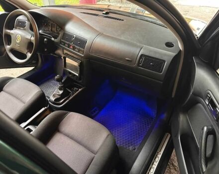 Зеленый Фольксваген Гольф, объемом двигателя 1.9 л и пробегом 196 тыс. км за 1331 $, фото 5 на Automoto.ua