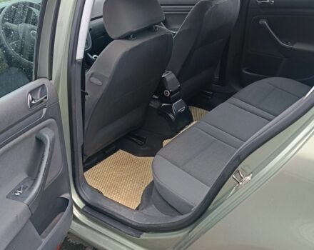 Зеленый Фольксваген Гольф, объемом двигателя 1.6 л и пробегом 232 тыс. км за 5700 $, фото 12 на Automoto.ua