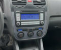 Фольксваген Гольф 2004 у Кропивницькому (Кіровограді) на Automoto.ua Зелений Фольксваген Гольф, об'ємом двигуна 1.4 л та пробігом 238 тис. км за 5999 $, фото 11 на Automoto.ua