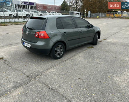 Фольксваген Гольф 2004 у Кропивницькому (Кіровограді) на Automoto.ua Зелений Фольксваген Гольф, об'ємом двигуна 1.4 л та пробігом 238 тис. км за 5999 $, фото 4 на Automoto.ua