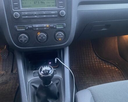 Зеленый Фольксваген Гольф, объемом двигателя 1.9 л и пробегом 255 тыс. км за 3088 $, фото 5 на Automoto.ua