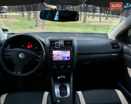 Зелений Фольксваген Гольф, об'ємом двигуна 1.6 л та пробігом 265 тис. км за 7499 $, фото 9 на Automoto.ua