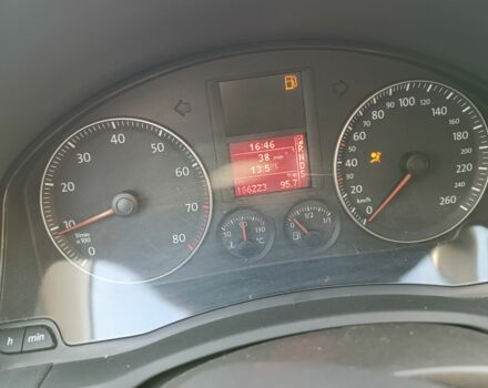 Зеленый Фольксваген Гольф, объемом двигателя 1.6 л и пробегом 166 тыс. км за 5800 $, фото 2 на Automoto.ua