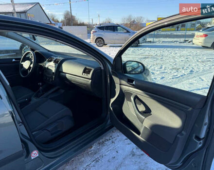 Зеленый Фольксваген Гольф, объемом двигателя 1.4 л и пробегом 222 тыс. км за 5599 $, фото 19 на Automoto.ua