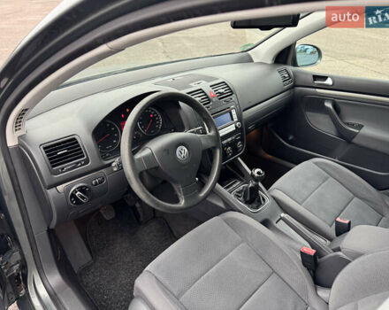 Зеленый Фольксваген Гольф, объемом двигателя 1.4 л и пробегом 201 тыс. км за 5850 $, фото 29 на Automoto.ua