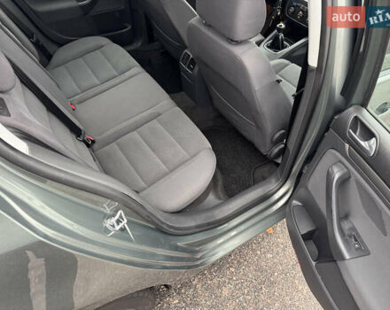 Зеленый Фольксваген Гольф, объемом двигателя 1.4 л и пробегом 201 тыс. км за 5850 $, фото 53 на Automoto.ua